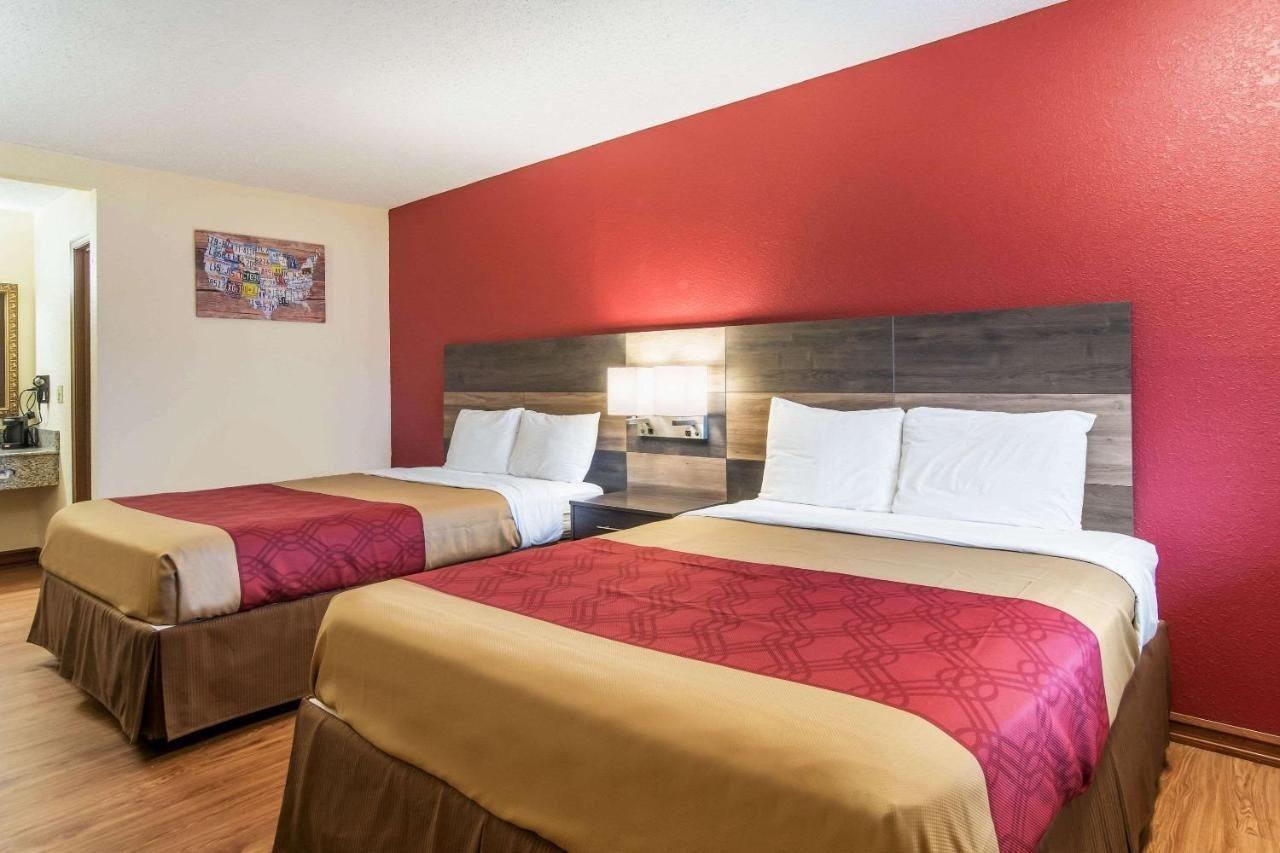 Econo Lodge Cloverdale Exterior photo