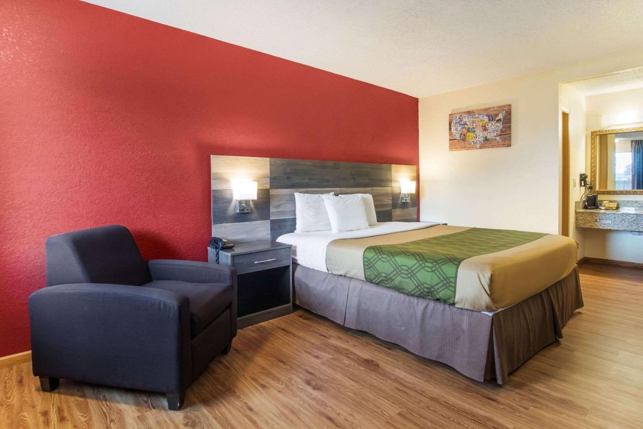 Econo Lodge Cloverdale Exterior photo